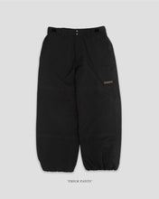 Laden Sie das Bild in den Galerie-Viewer, Nomadik - Thick Pant black