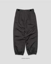 Laden Sie das Bild in den Galerie-Viewer, Nomadik - Grind Pant black