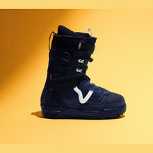 Laden Sie das Bild in den Galerie-Viewer, Vans - Infuse Cannon Cummins Boot