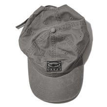 Laden Sie das Bild in den Galerie-Viewer, Cafe Skateboards - 6 Panel Cap washed black