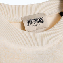 Laden Sie das Bild in den Galerie-Viewer, Method Mag - Nomadik Sherpa Crew creme
