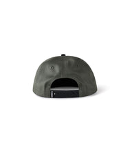 Laden Sie das Bild in den Galerie-Viewer, Former - Flatline Cap washed green