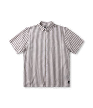 Laden Sie das Bild in den Galerie-Viewer, Former - Reynolds Striped Shirt choc choc
