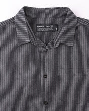 Laden Sie das Bild in den Galerie-Viewer, Former - Reynolds Striped Shirt worn black