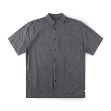 Laden Sie das Bild in den Galerie-Viewer, Former - Reynolds Striped Shirt worn black