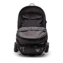 Laden Sie das Bild in den Galerie-Viewer, Herschel - All Season Pro Backpack 36L black