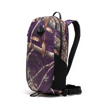 Laden Sie das Bild in den Galerie-Viewer, Herschel - Realtree All Season Backpack 17L realtree purple