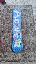 Laden Sie das Bild in den Galerie-Viewer, Flower Snowboards - Team Board