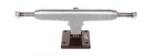 Laden Sie das Bild in den Galerie-Viewer, Lurpiv - 3 Solid Trucks brown