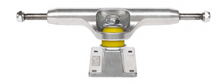 Laden Sie das Bild in den Galerie-Viewer, Lurpiv - 3 Solid Trucks polished