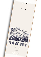 Laden Sie das Bild in den Galerie-Viewer, Rassvet - Logo Childhood Deck 8.3