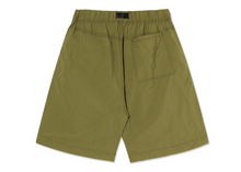 Laden Sie das Bild in den Galerie-Viewer, Polar Skate Co. - Hike Shorts army green